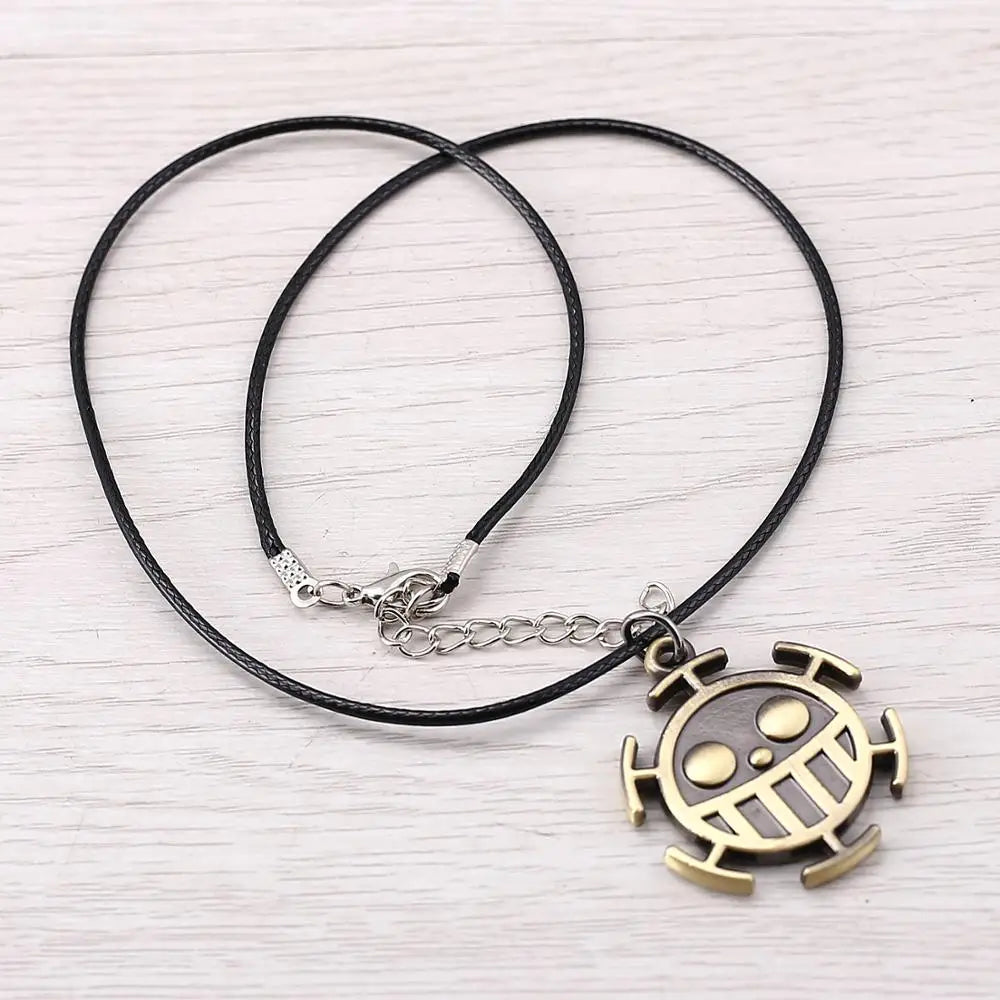 Yokai Supply “Surgeon of Death” Pendant Necklace – One Piece Trafalgar Law Anime Jewelry