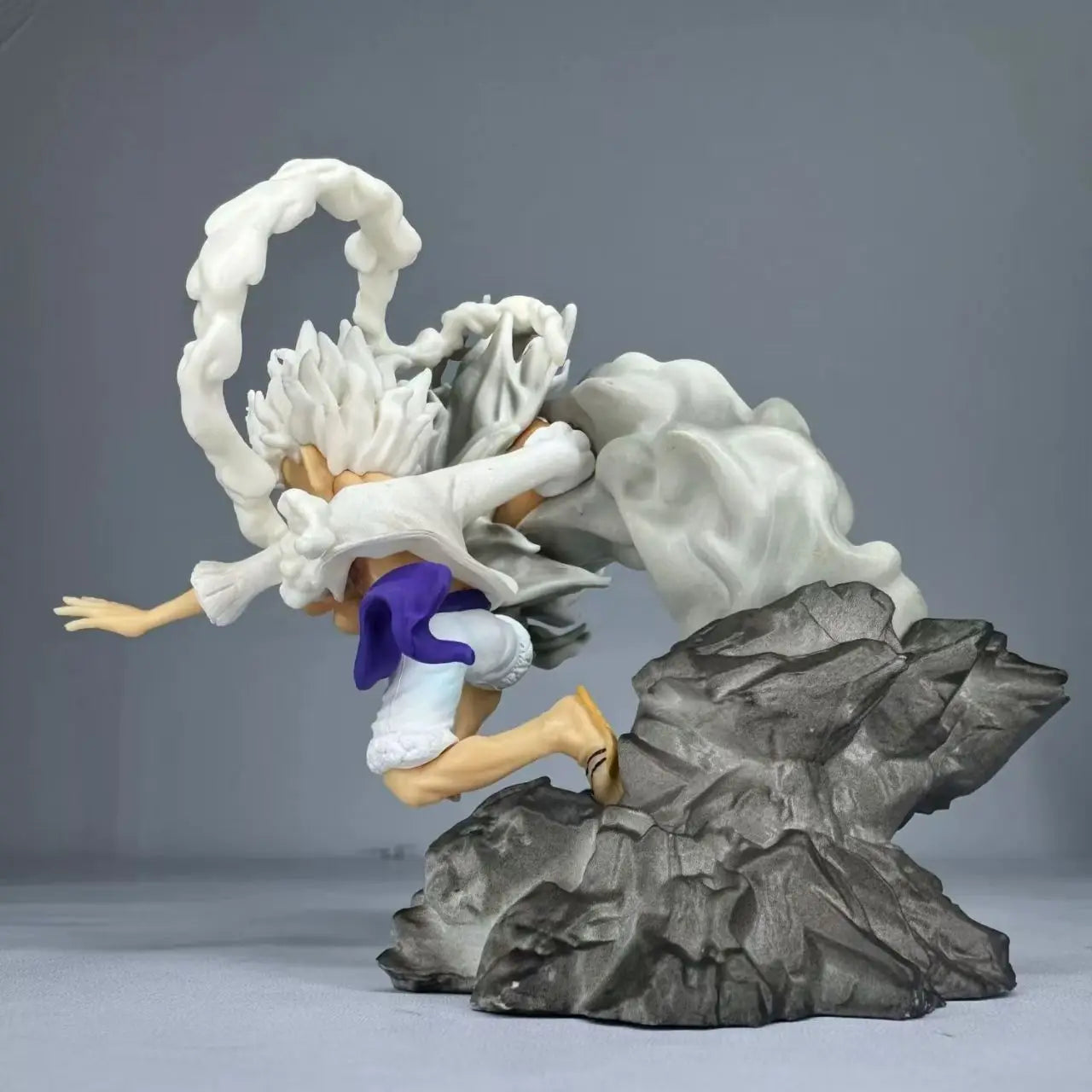 12cm Sun God Hero PVC Figure – Anime Collectible Model